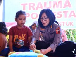 Tim Trauma Healing Ops Aman Nusa II Tinjau Posko Pengungsian di Kota Padang Tim Trauma Healing Ops Aman Nusa II Tinjau Posko Pengungsian di Kota Padang