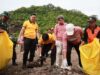 Polres Jember Laksanakan Gerakan Indonesia Asri Bersihkan Pantai Watu Ulo